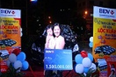 BIDV trao giải thưởng chương trình "Lộc Xuân May Mắn 2012" đợt 2