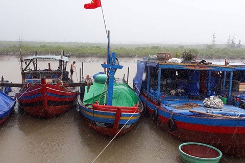 "Bão số 4 vào đất liền đúng lúc triều cường lên cao"