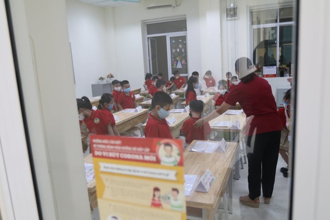 Học sinh háo hức ngày tựu trường, một năm học vô cùng đặc biệt - Ảnh 5. Học sinh háo hức ngày tựu trường, một năm học vô cùng đặc biệt - Ảnh 5.