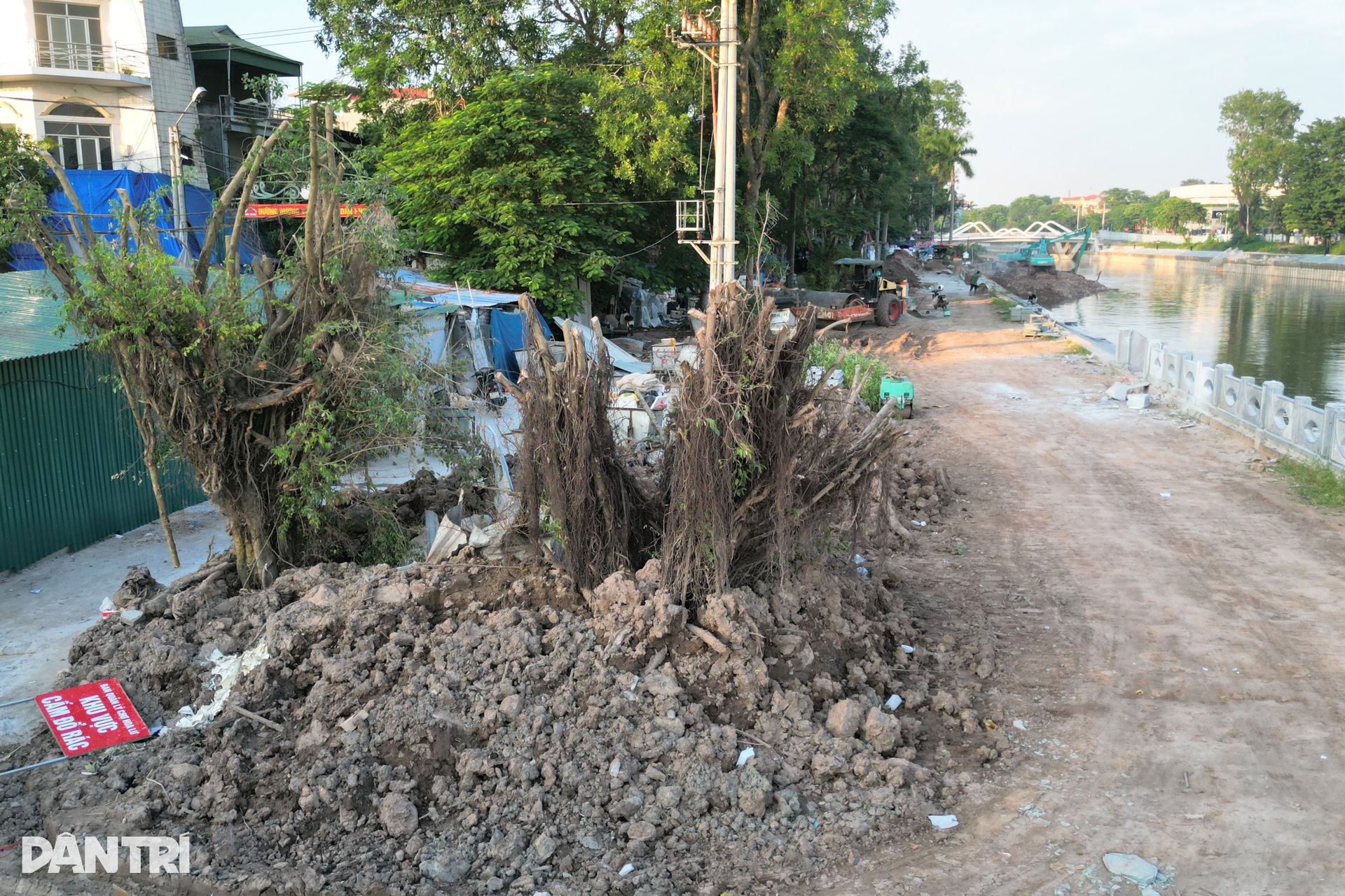 Khúc sông dài 1km có hai dự án 1.300 tỷ đồng - 10 Khúc sông dài 1km có hai dự án 1.300 tỷ đồng - 10