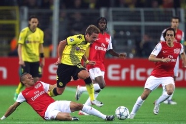 MU hỏi mua "Messi nước Đức" Mario Gotze