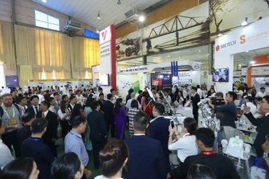 Tăng cường y tế cơ sở, hướng tới sức khỏe toàn dân