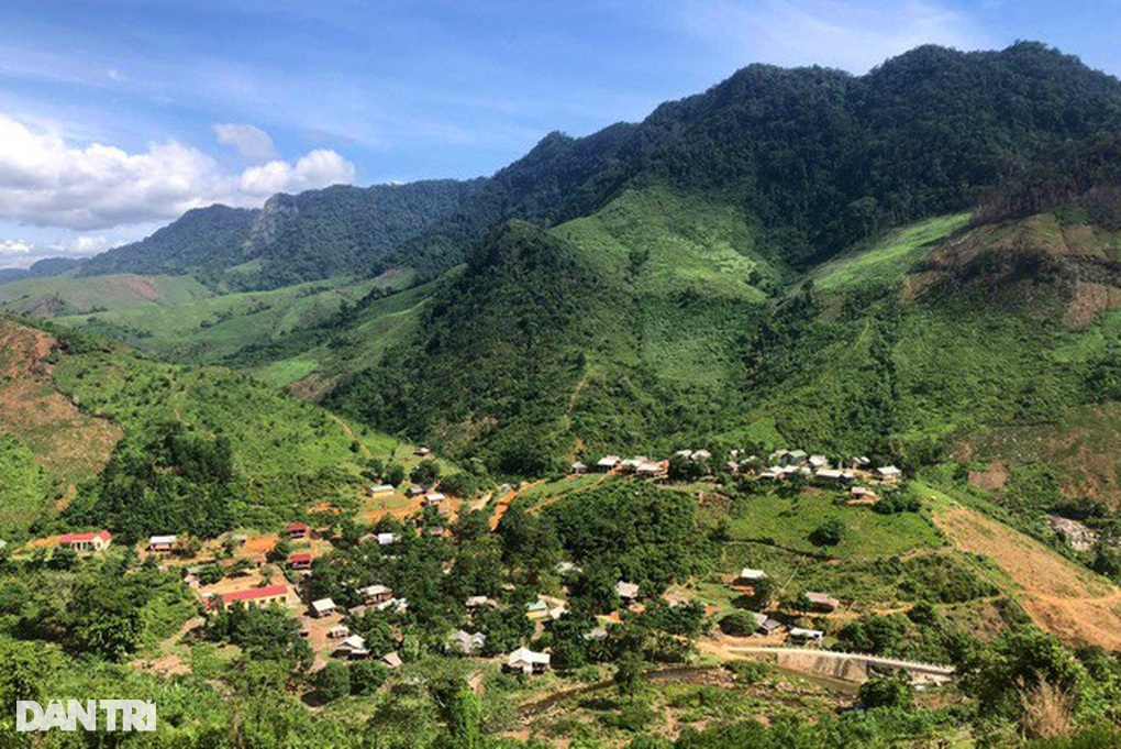 Bước chuyển mình nơi xã nghèo - 3 Bước chuyển mình nơi xã nghèo - 3