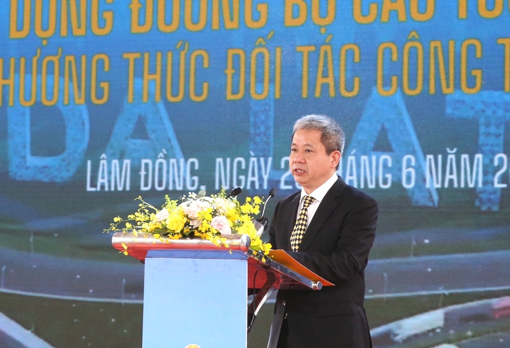 Khởi công dự án cao tốc Bảo Lộc - Liên Khương trên 17.700 tỷ đồng - 1 Khởi công dự án cao tốc Bảo Lộc - Liên Khương trên 17.700 tỷ đồng - 1