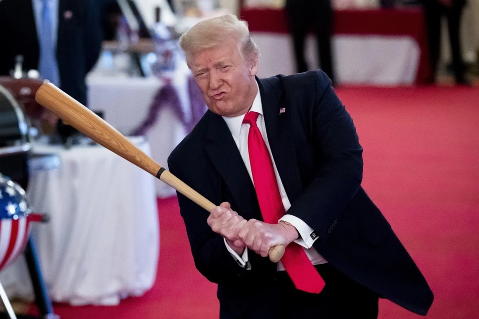 Ông Trump: Kinh tế Mỹ đang gầm vang trở lại - 1 Ông Trump: Kinh tế Mỹ đang gầm vang trở lại - 1