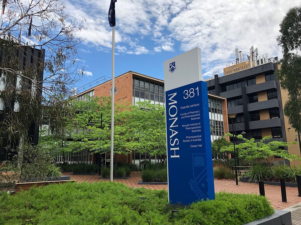 Trung Quốc bị nghi bí mật lôi kéo hàng trăm học giả, nhà khoa học Australia - 1 Trung Quốc bị nghi bí mật lôi kéo hàng trăm học giả, nhà khoa học Australia - 1