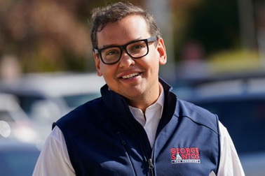 Hạ nghị sĩ mới đắc cử tại Mỹ bị nghi khai gian lý lịch