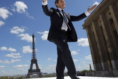 Nicolas Sarkozy: Nhìn lại trước khi tạm biệt 