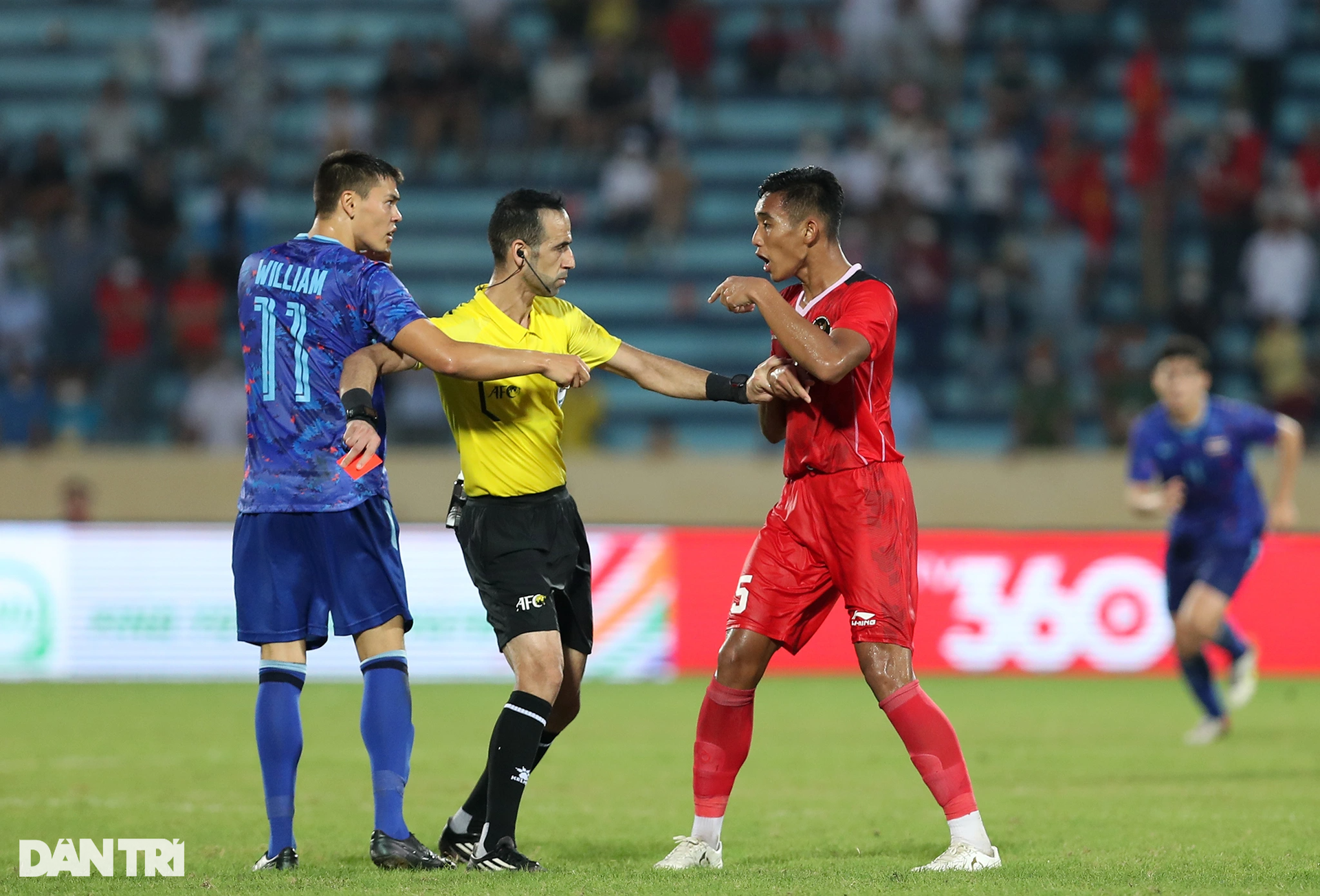 Màn xô xát giữa U23 Thái Lan và U23 Indonesia cùng 4 thẻ đỏ trong 3 phút - 6
