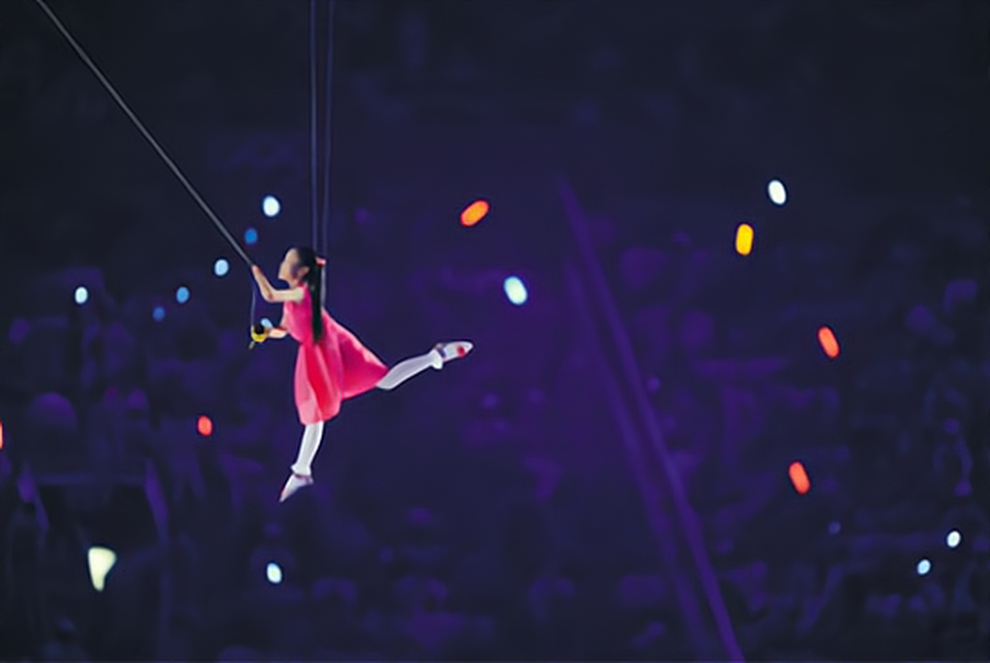 Bé gái thả diều Olympic: Dù vô danh, vẫn mãi ghi nhớ khoảnh khắc đẹp nhất - 3 Bé gái thả diều Olympic: Dù vô danh, vẫn mãi ghi nhớ khoảnh khắc đẹp nhất - 3