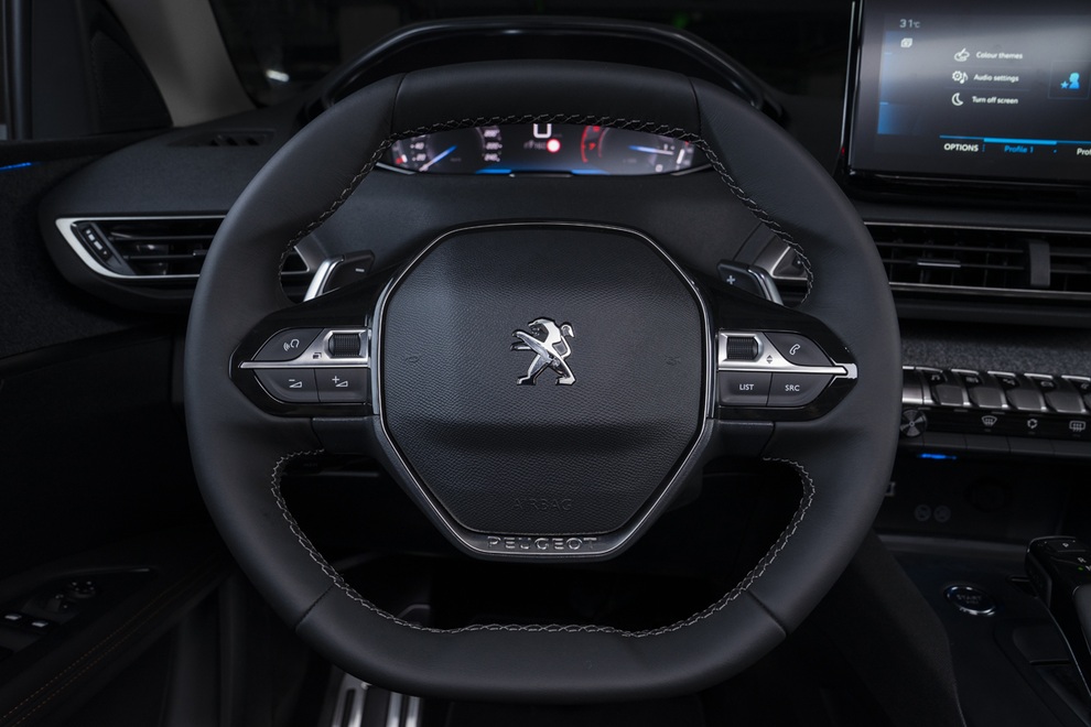 Peugeot 3008 đời 2021 về Việt Nam, tăng giá lên 1,1 tỷ đồng - 4 Peugeot 3008 đời 2021 về Việt Nam, tăng giá lên 1,1 tỷ đồng - 4