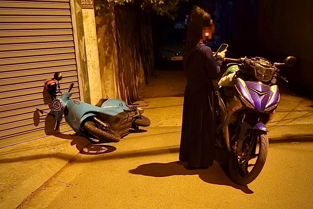 Nữ tài xế xe ôm công nghệ tố bị khách hành hung ở TPHCM - 1 Nữ tài xế xe ôm công nghệ tố bị khách hành hung ở TPHCM - 1