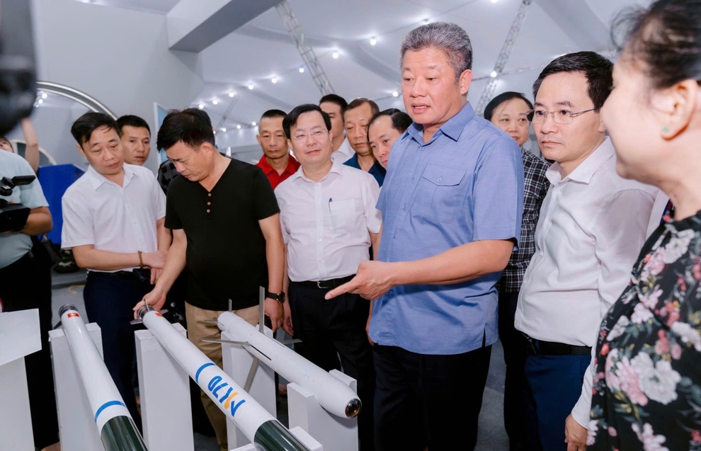 Khám phá không gian “Truyền thống và sáng tạo Hà Nội 2025” - 1 Khám phá không gian “Truyền thống và sáng tạo Hà Nội 2025” - 1