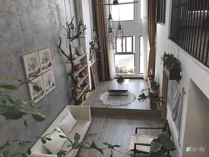 Căn hộ có gác lửng đẹp tinh tế không góc chết với những mảng màu mộc mạc, tự nhiên tự thiết kế ở TP. HCM - Ảnh 9. Căn hộ có gác lửng đẹp tinh tế không góc chết với những mảng màu mộc mạc, tự nhiên tự thiết kế ở TP. HCM - Ảnh 9.