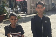 Bắt 2 nghi phạm cướp giật tiền và iPhone của người phụ nữ ở TPHCM