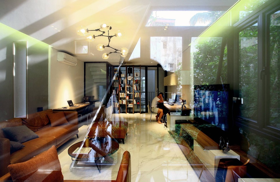 Nhà vát góc độc đáo, tràn ngập ánh sáng trong ngõ nhỏ ở Hà Nội - 9