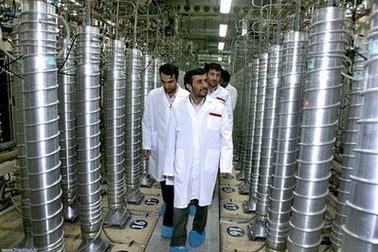 Iran chọn địa điểm cho 10 nhà máy làm giàu uranium