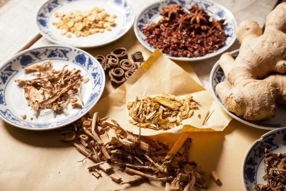 Sai lầm trong cách sử dụng thuốc của người Việt khiến gan bị tổn thương - 3 Sai lầm trong cách sử dụng thuốc của người Việt khiến gan bị tổn thương - 3