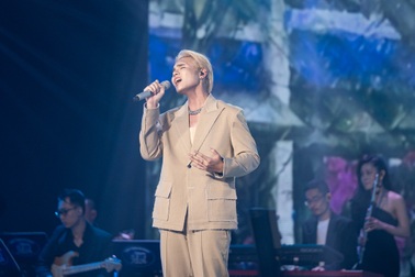 Thí sinh 19 tuổi ở "Vietnam Idol 2023" từng nặng 100kg, tự ti ngoại hình