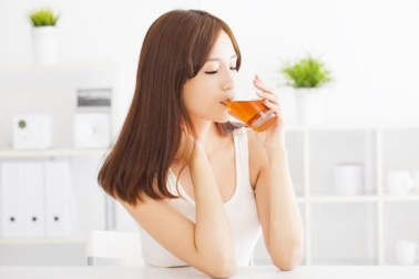 Chữa bệnh bằng 6 loại trà thanh nhiệt giải độc