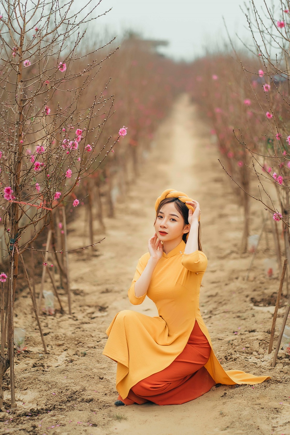 Nữ sinh Báo chí xúng xính áo dài đón Xuân sang - 10 Nữ sinh Báo chí xúng xính áo dài đón Xuân sang - 10