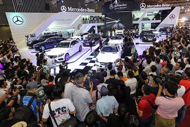 Thị trường ôtô trong nước tháng 11 - Tháng thứ 20 tăng trưởng doanh số