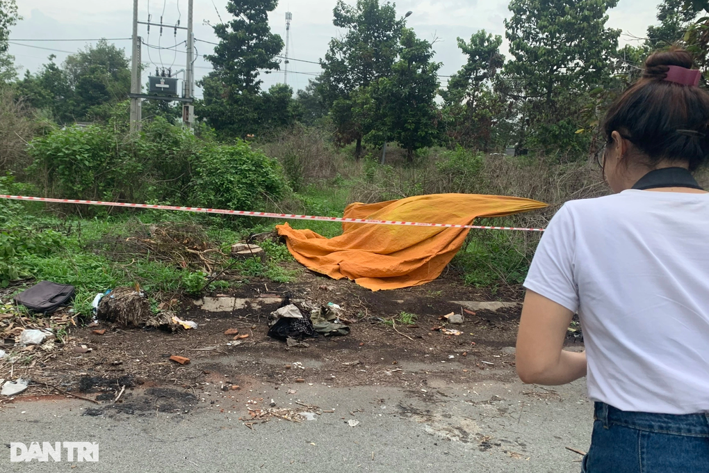 Phó giám đốc Công an Bình Dương thông tin vụ hai chân, tay cháy xém - 2 Phó giám đốc Công an Bình Dương thông tin vụ hai chân, tay cháy xém - 2
