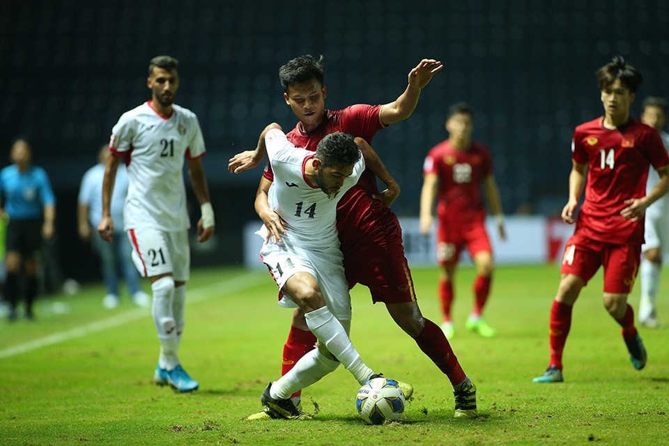 Không thắng được U23 Việt Nam, cầu thủ U23 Jordan đổ gục xuống sân - 9 Không thắng được U23 Việt Nam, cầu thủ U23 Jordan đổ gục xuống sân - 9