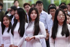 Hơn 200.000 học sinh ở Nghệ An được đề xuất miễn phí sách giáo khoa