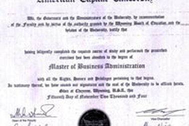 Trung tâm Anh ngữ SITC đào tạo “chui” 15 khóa Thạc sĩ