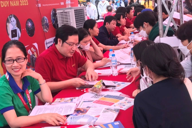 "Nếu con học ngành này thì đừng nhìn mặt bố mẹ"