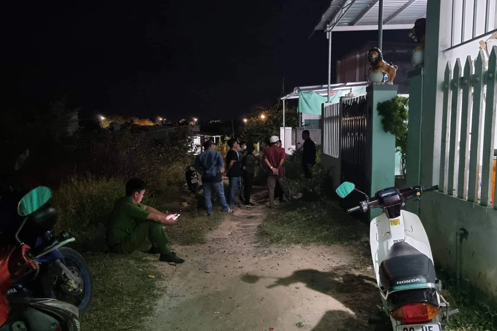 Bắt kẻ sát hại vợ rồi bỏ trốn về Cần Thơ - 1 Bắt kẻ sát hại vợ rồi bỏ trốn về Cần Thơ - 1