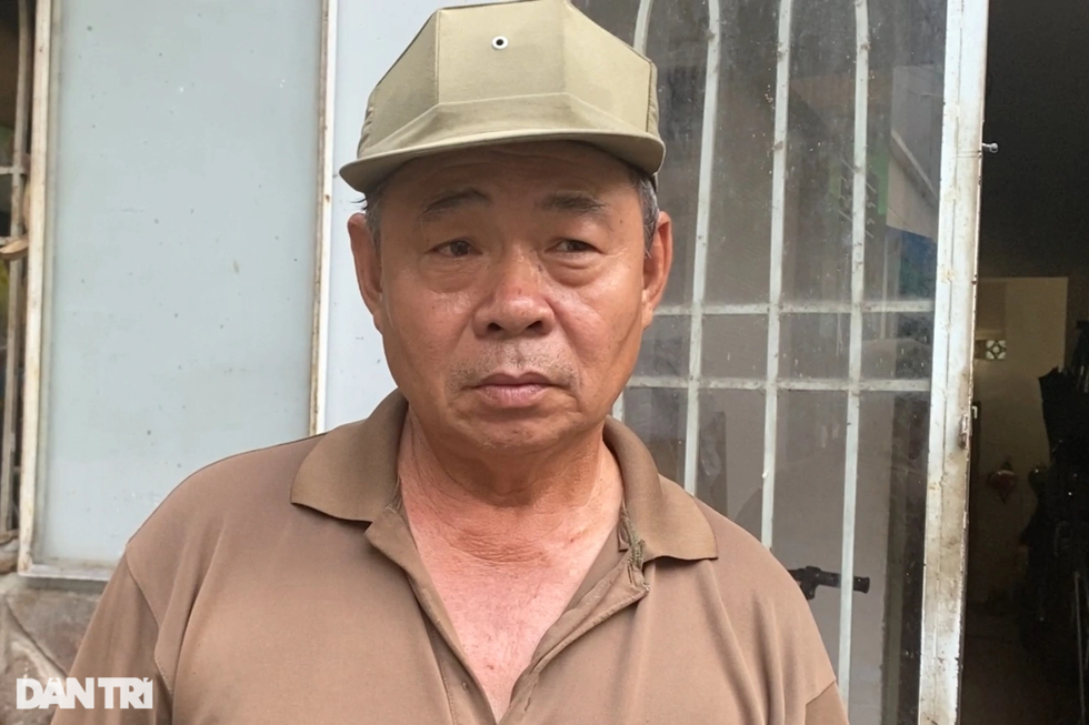 Người dân TPHCM bất lực trước cảnh chó, mèo thả rông tung hoành - 3 Người dân TPHCM bất lực trước cảnh chó, mèo thả rông tung hoành - 3