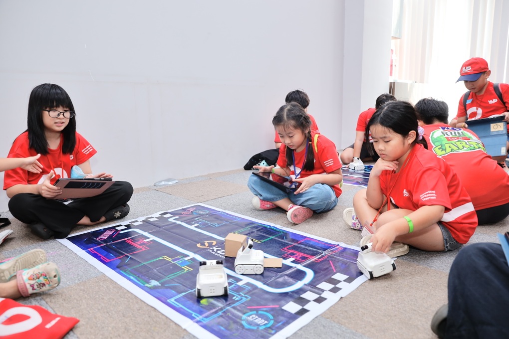Hè trọn vẹn, con trưởng thành từ những khám phá - 4 Hè trọn vẹn, con trưởng thành từ những khám phá - 4