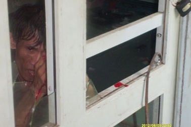 Khởi tố kẻ bán ma túy tử thủ chống cảnh sát