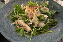 Mách bạn cách làm trắng da, giảm thâm từ bắp cải, rau ngót, tía tô