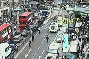 London: phát hiện 12 quả bom chưa nổ