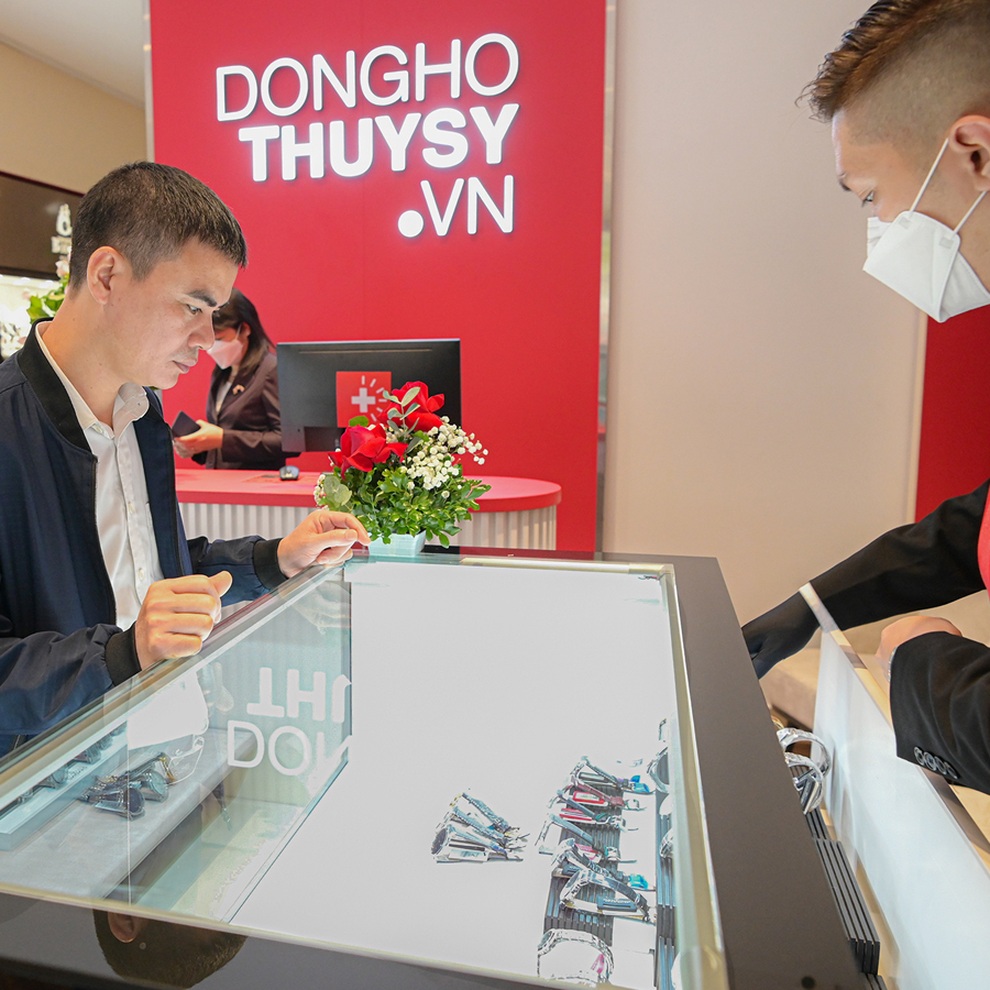 Khai trương showroom trải nghiệm đồng hồ Thụy Sỹ tại Hà Nội - 2 Khai trương showroom trải nghiệm đồng hồ Thụy Sỹ tại Hà Nội - 2