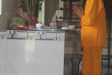 “Người em côi cút nhập viện” đã qua đời