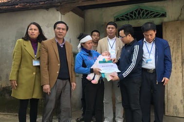 Hơn 166 triệu đồng đến với cháu bé mồi côi mẹ khi chưa đầy 4 tháng tuổi