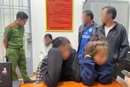 Công an Lâm Đồng kịp ngăn chặn 9 thiếu niên bị dụ "việc nhẹ lương cao"