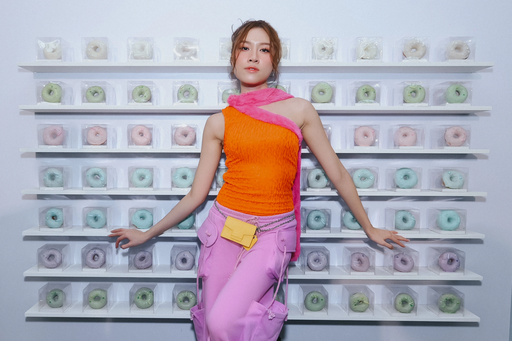 Thanh Thanh Huyền xuất hiện nổi bật, chưa tin mình thành Miss Charm Vietnam - 2 Thanh Thanh Huyền xuất hiện nổi bật, chưa tin mình thành Miss Charm Vietnam - 2