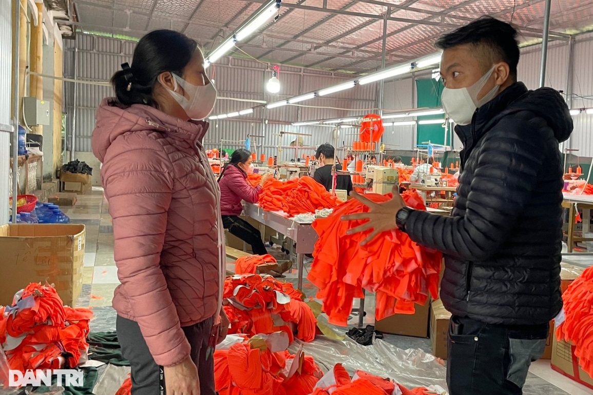 Chạy dịch về quê mở xưởng, thanh niên tạo việc làm cho hàng chục lao động - 2 Chạy dịch về quê mở xưởng, thanh niên tạo việc làm cho hàng chục lao động - 2