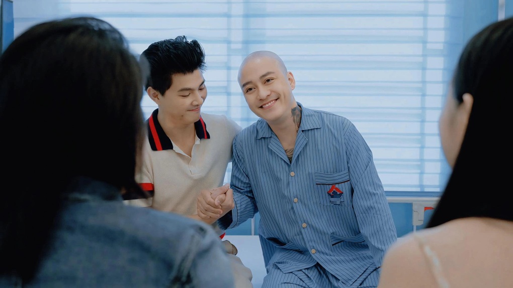 Sức khỏe của Tuấn Hưng ra sao sau phẫu thuật? - 1 Sức khỏe của Tuấn Hưng ra sao sau phẫu thuật? - 1