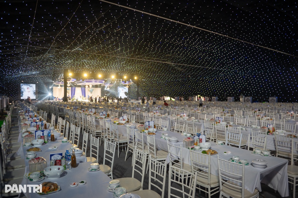 Sự thật về thực đơn sơ sài thiếu gà và xôi tại đám cưới Quang Hải - 2 Sự thật về thực đơn sơ sài thiếu gà và xôi tại đám cưới Quang Hải - 2