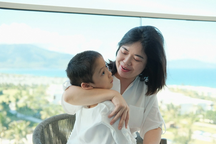 Người phụ nữ 7 năm chiến đấu cùng con mong một tiếng gọi "mẹ"