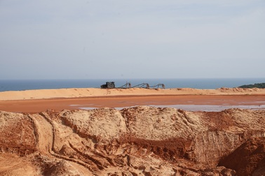 Dự án mỏ titan lớn ở Bình Thuận bị trả hồ sơ đề nghị cấp phép môi trường