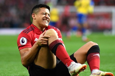 Dính chấn thương nặng, Alexis Sanchez nghỉ thi đấu hết mùa