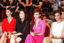 Dàn siêu mẫu đi xem Bước nhảy hoàn vũ