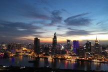 "TPHCM hay Hà Nội nhất quyết không thể nới lỏng giãn cách một mình"